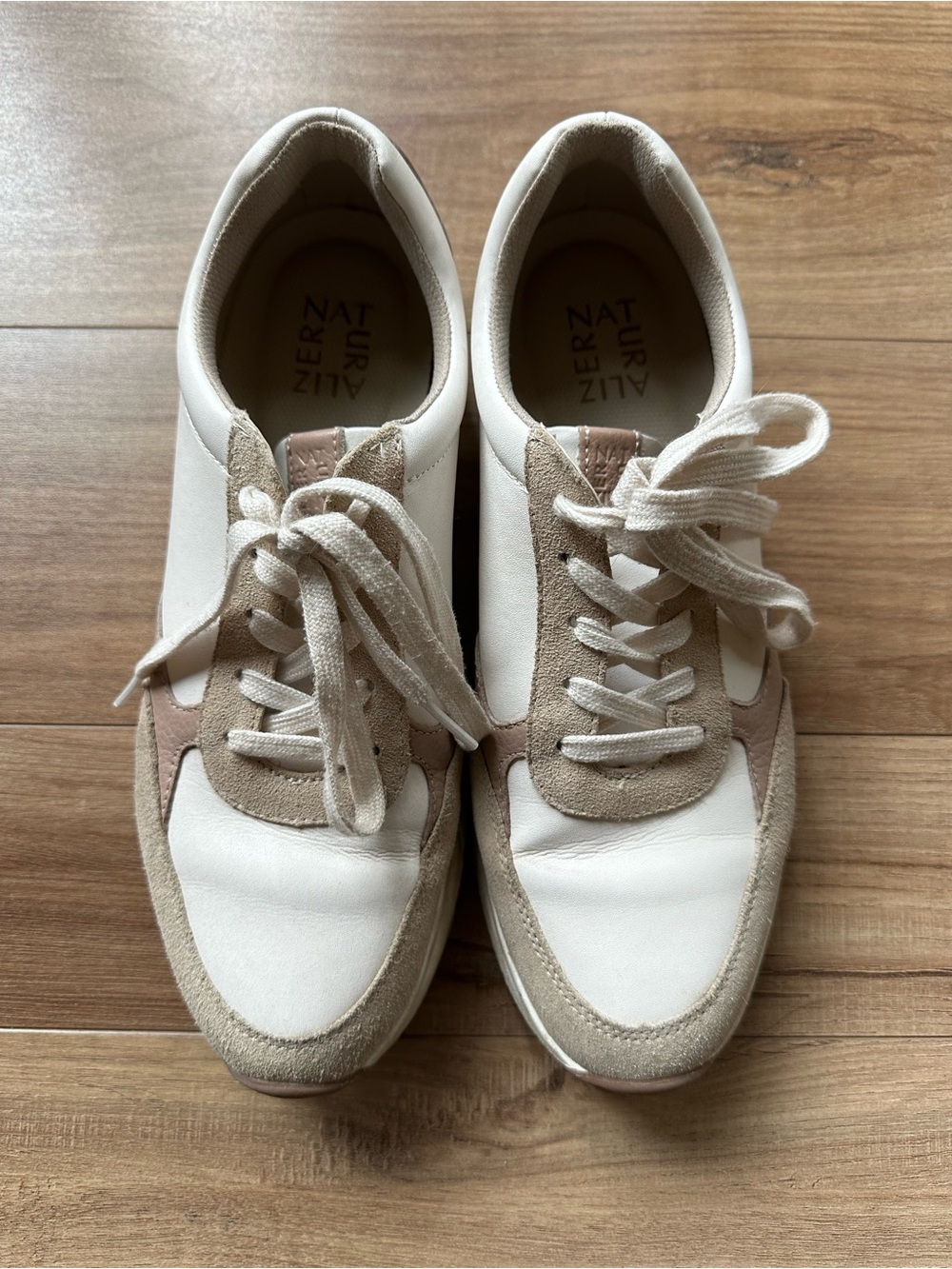 Naturalizer White and Taupe Leather & Suede Sneakers Size 9.5